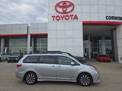 Used 2019 Toyota Sienna Limited Premium