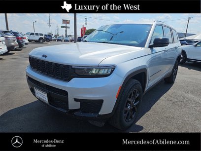 Used 2024 Jeep Grand Cherokee L Laredo
