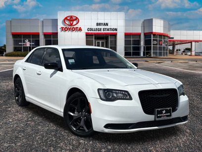 Used 2022 Chrysler 300 Touring w/ Sport Appearance Package