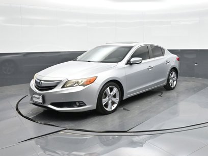 Used 2013 Acura ILX w/ Technology Package