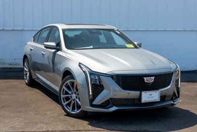 New 2025 Cadillac CT5 Sport w/ Technology Package