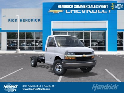 New 2025 Chevrolet Express 3500 w/ Power Convenience Package