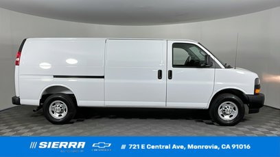 New 2025 Chevrolet Express 2500 Extended w/ Communications Package