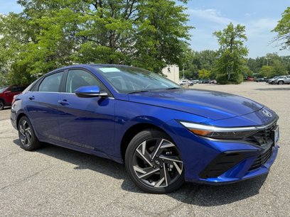 New 2025 Hyundai Elantra Limited