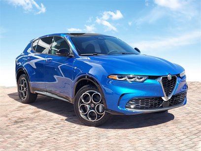 New 2024 Alfa Romeo Tonale Ti w/ Premium Interior Package