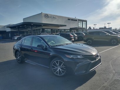 Used 2021 Toyota Camry SE w/ Cold Weather Package