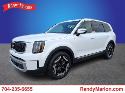 Used 2024 Kia Telluride EX w/ EX Captain's Chair Package