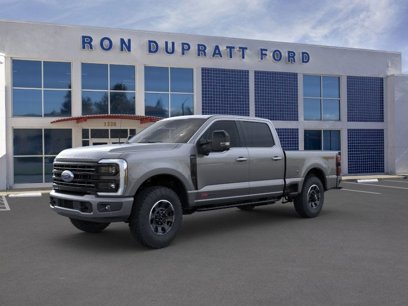 New 2025 Ford F350 Platinum w/ Tremor Off-Road Package