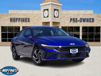 Certified 2024 Hyundai Elantra SEL w/ Convenience Package