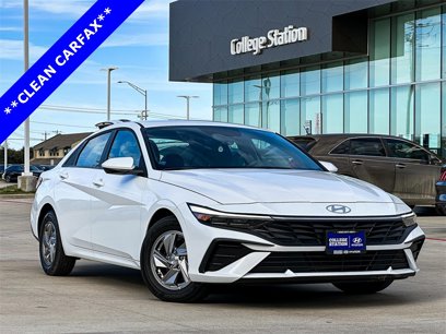 Used 2024 Hyundai Elantra SE