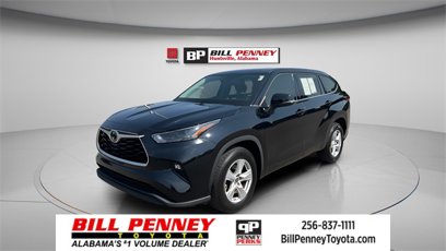 Used 2022 Toyota Highlander LE