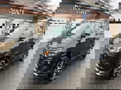 New 2025 Jeep Compass Limited