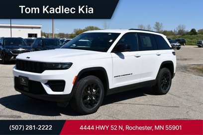 Used 2024 Jeep Grand Cherokee Altitude
