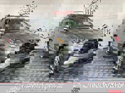 New 2025 Toyota Highlander Limited