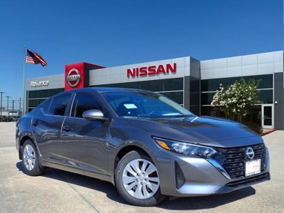 New 2025 Nissan Sentra S w/ Lighting Package