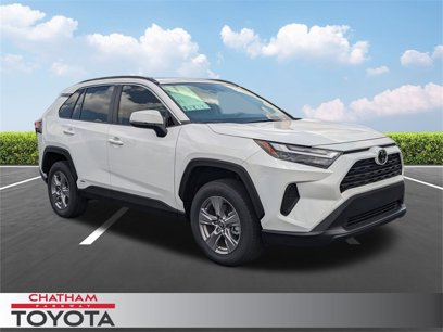 New 2025 Toyota RAV4 XLE w/ Convenience Package