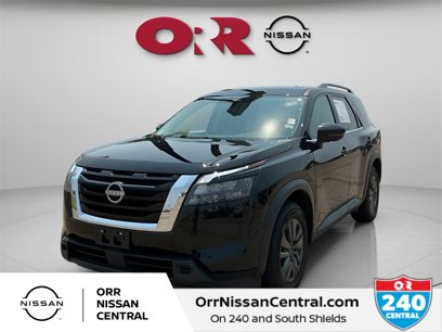 Used 2024 Nissan Pathfinder SV