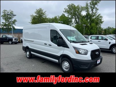 New 2025 Ford Transit 250 148 Medium Roof Extended AWD