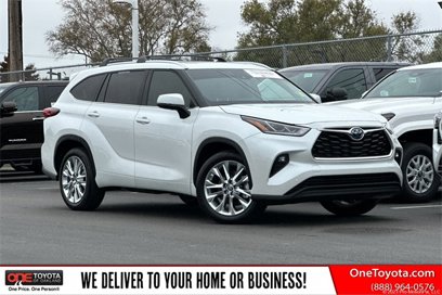 Certified 2023 Toyota Highlander Limited