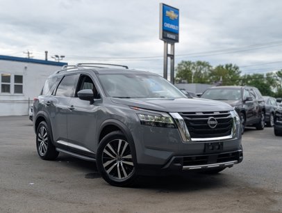 Used 2023 Nissan Pathfinder Platinum