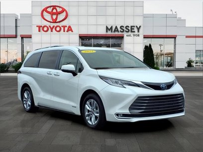 Used 2021 Toyota Sienna Limited