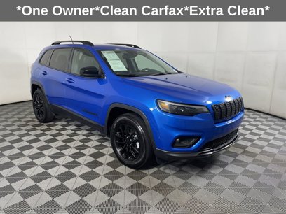 Used 2023 Jeep Cherokee Altitude Lux