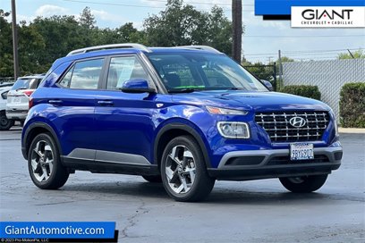 Used 2022 Hyundai Venue SEL
