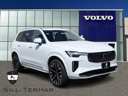 New 2025 Volvo XC90 B5 Plus w/ Protection Package Premier