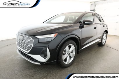 Used 2025 Audi Q4 e-tron Premium