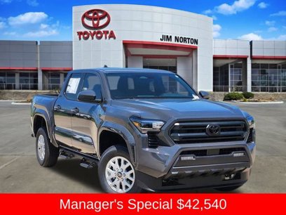 New 2025 Toyota Tacoma SR5