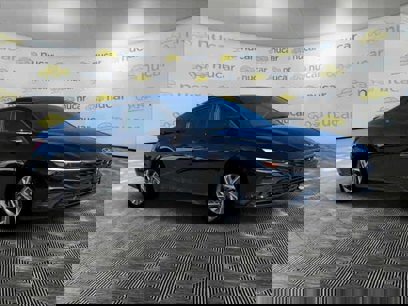 New 2025 Hyundai Elantra SEL