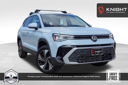 New 2025 Volkswagen Taos SE
