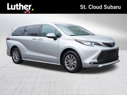Used 2021 Toyota Sienna XLE