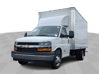 New 2024 Chevrolet Express 4500 w/ Power Convenience Package