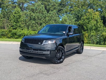 New 2025 Land Rover Range Rover Long Wheelbase SE
