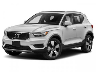 Used 2021 Volvo XC40 T5 Momentum