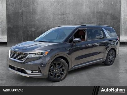 Used 2023 Kia Carnival SX
