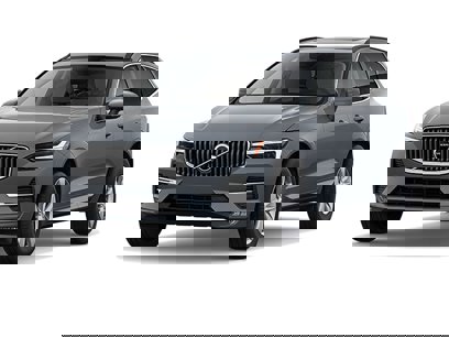 Certified 2022 Volvo XC60 B5 Momentum w/ Advanced Package