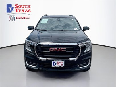 Used 2022 GMC Terrain SLE w/ Driver Convenience Package