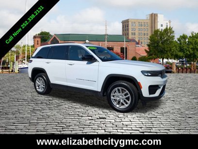 Used 2024 Jeep Grand Cherokee Laredo