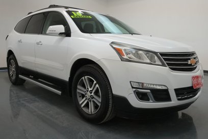 Used 2016 Chevrolet Traverse LT