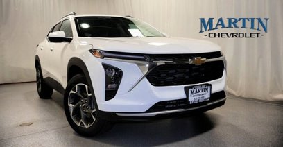 New 2025 Chevrolet Trax LT w/ Driver Confidence Package