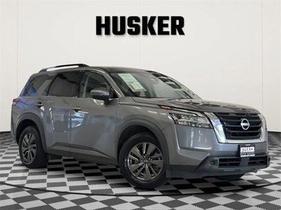 Used 2022 Nissan Pathfinder SV