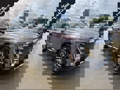 Used 2024 Cadillac Lyriq Luxury