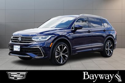 Used 2022 Volkswagen Tiguan SEL R-Line