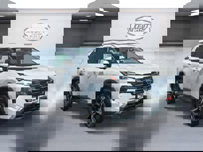 New 2025 Nissan Rogue SL w/ Tech Package