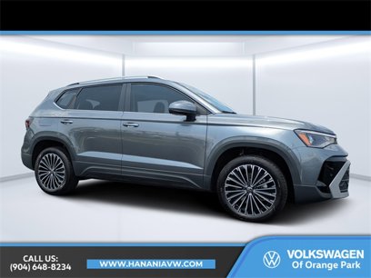 Used 2025 Volkswagen Taos SE