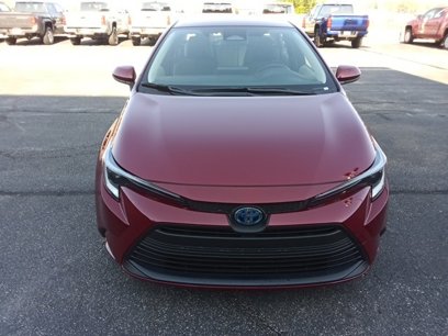New 2025 Toyota Corolla LE