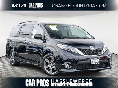 Used 2017 Toyota Sienna SE