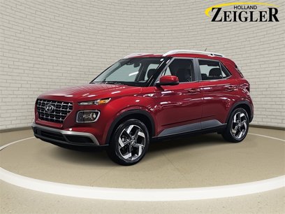 Used 2023 Hyundai Venue Limited w/ Cargo Package